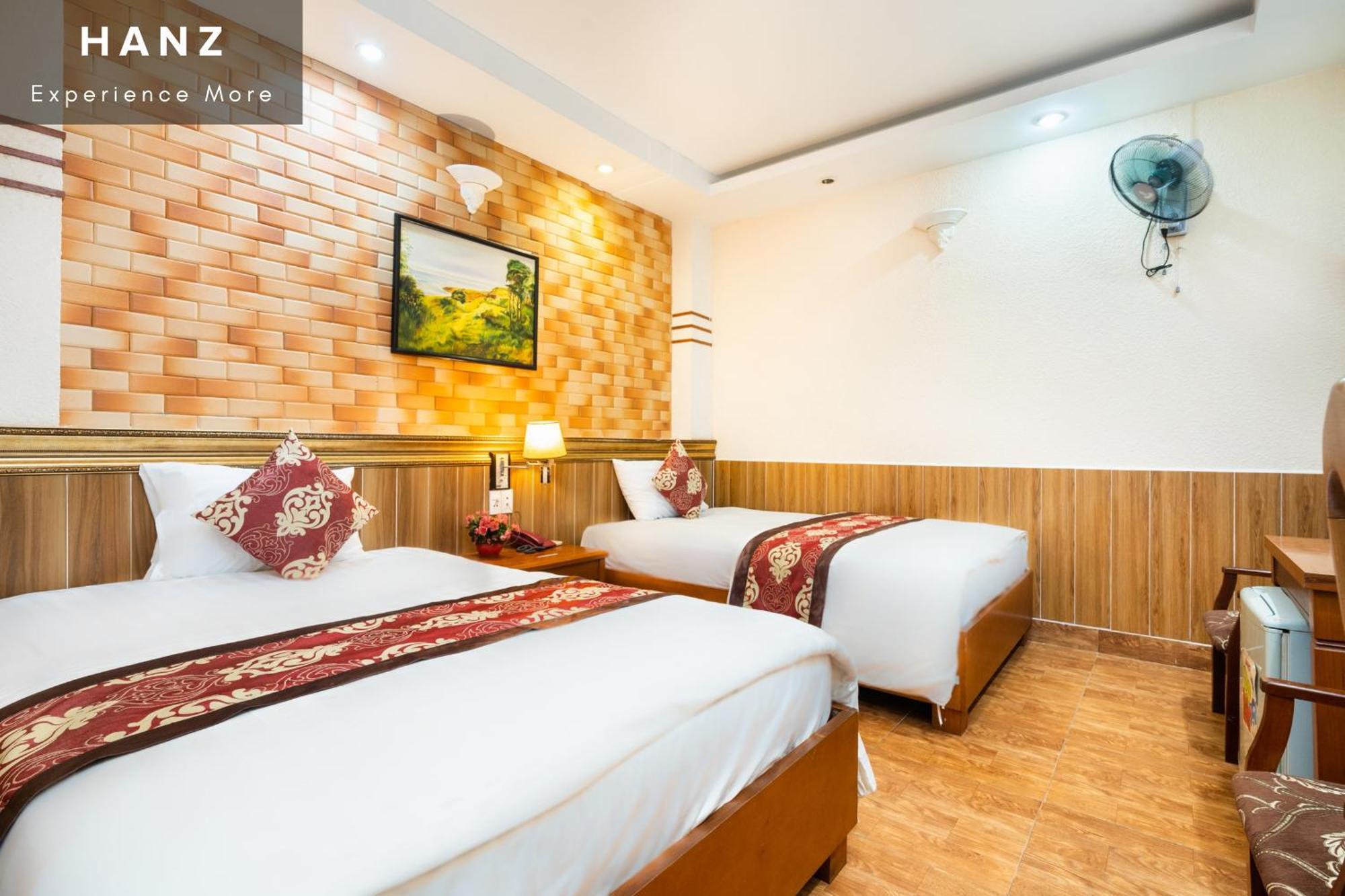 Hanz Queen Airport Hotel Saigon Ho Chi Minh City Room photo