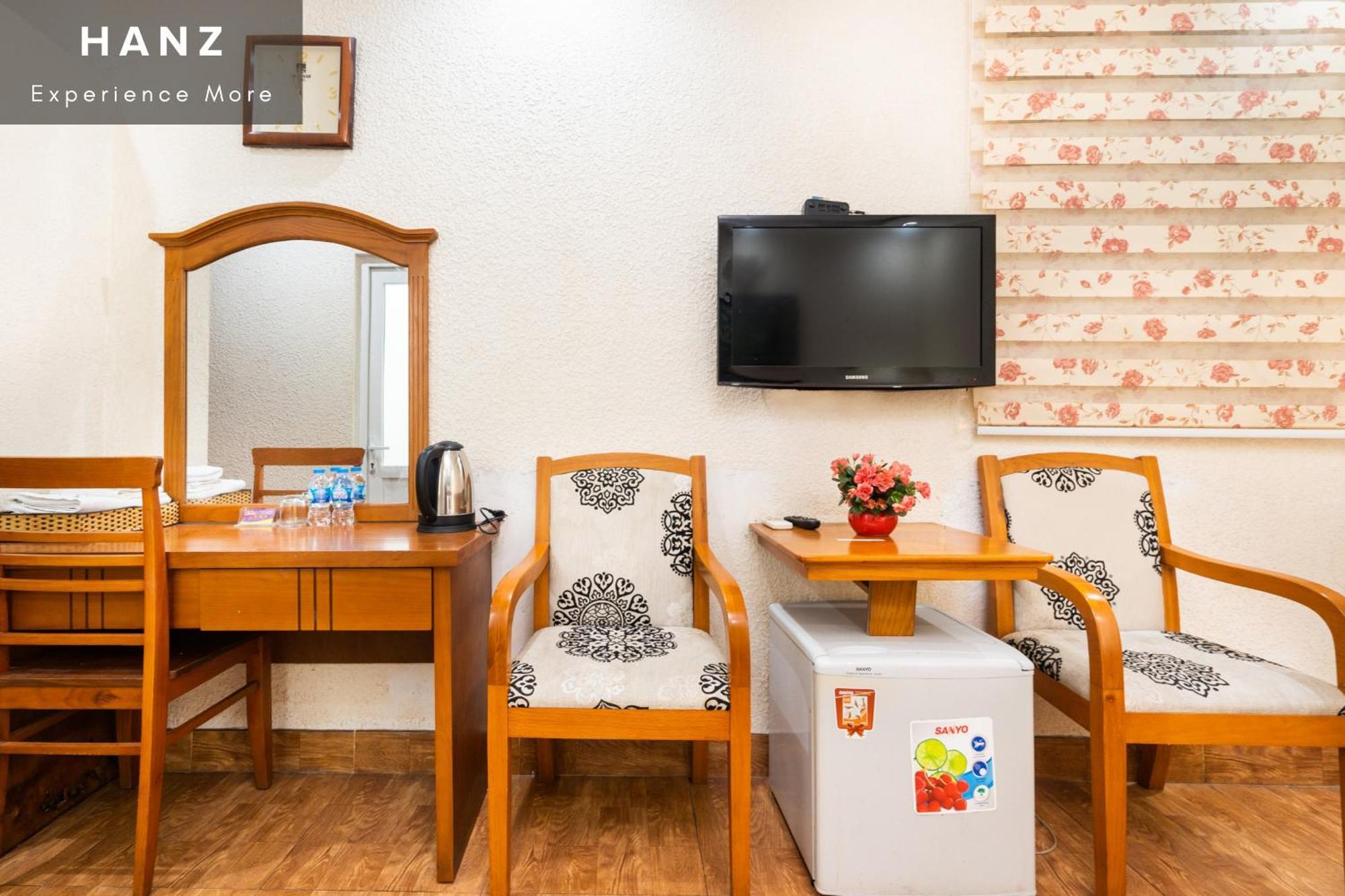Hanz Queen Airport Hotel Saigon Ho Chi Minh City Room photo