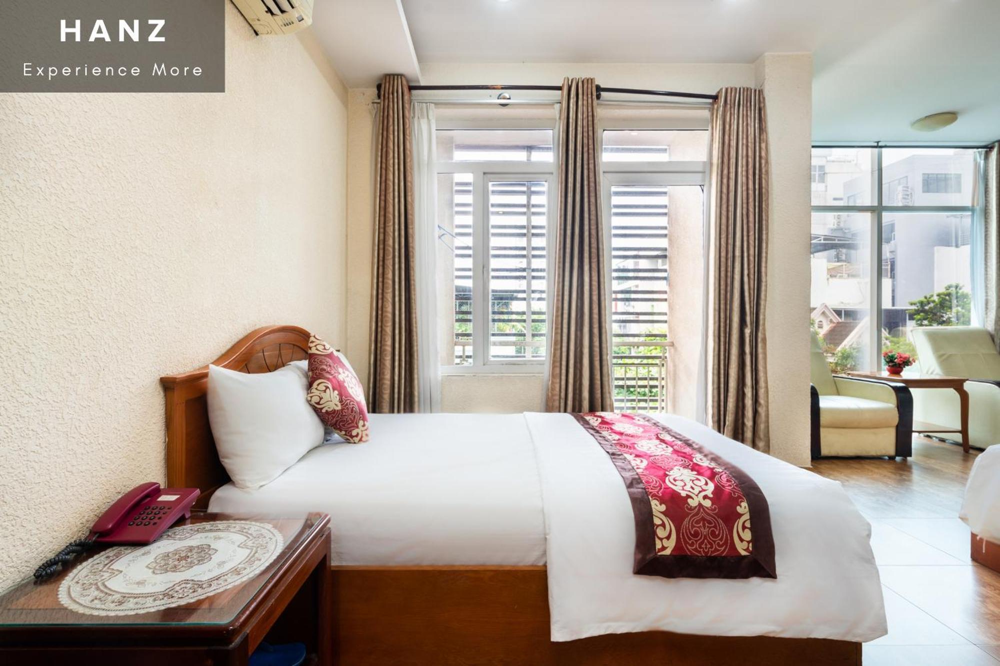Hanz Queen Airport Hotel Saigon Ho Chi Minh City Exterior photo